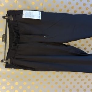 NWT Lululemon On The Fly Pant (7/8 length)